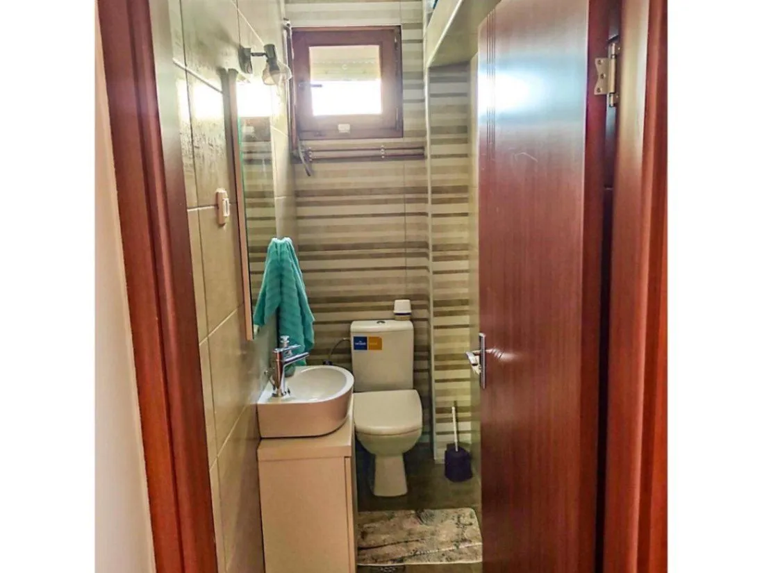 Sale, house, 210m², Gorica C, Podgorica