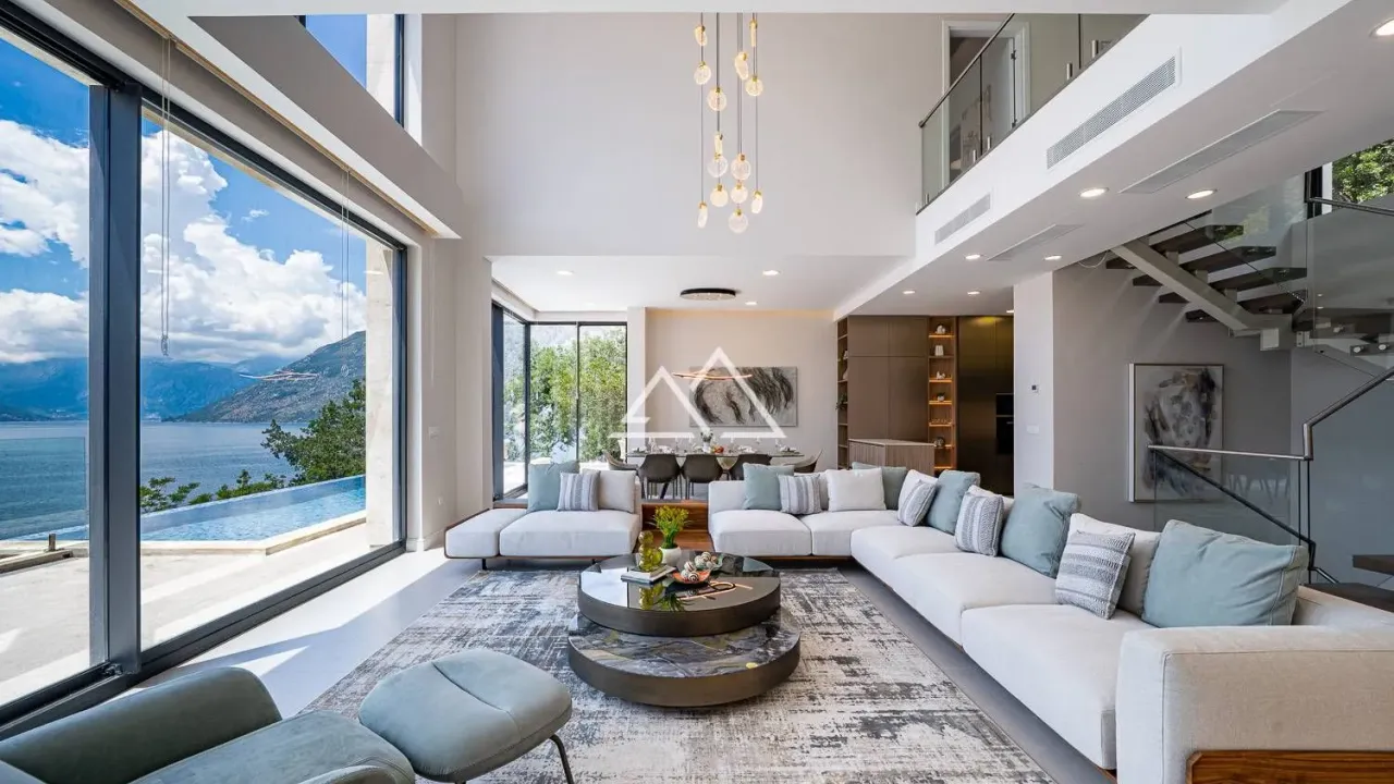 Prodaja, kuća, 342m², Dobrota, Kotor