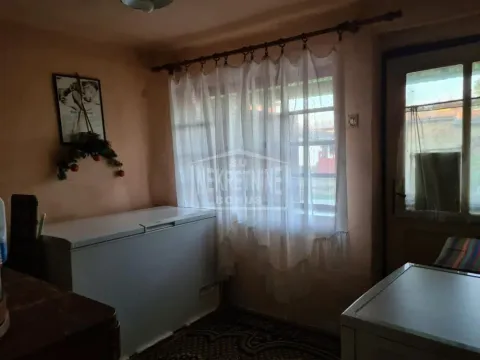 Prodaja, kuća, 159m², Pačir, Bačka Topola - image 12