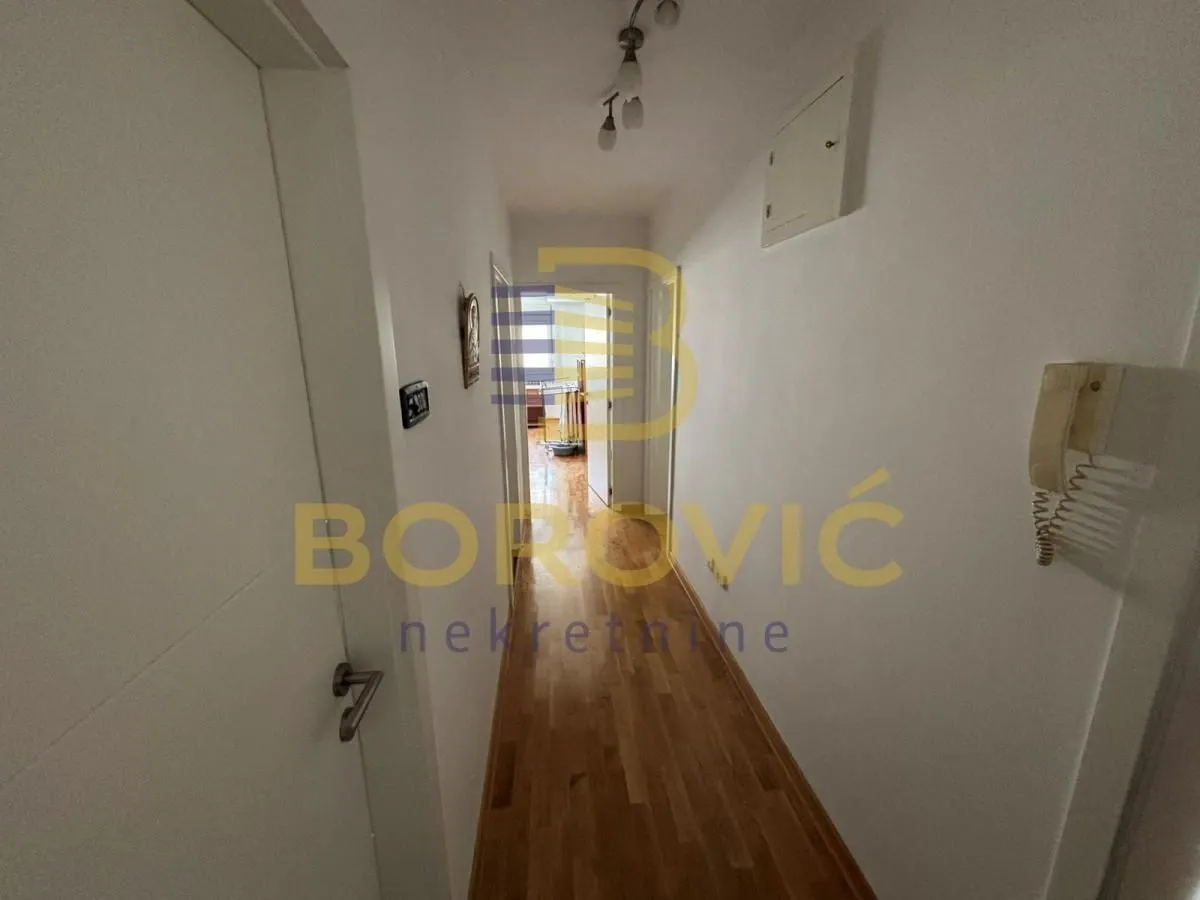 Izdavanje, trosoban stan, 100m², Autokomanda, Voždovac Sve Podlokacije