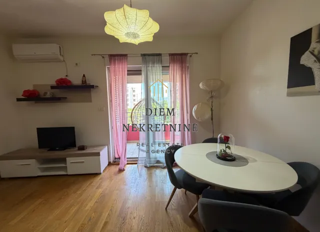 Rent, one bedroom apartment, 50m², City Kvart, Podgorica