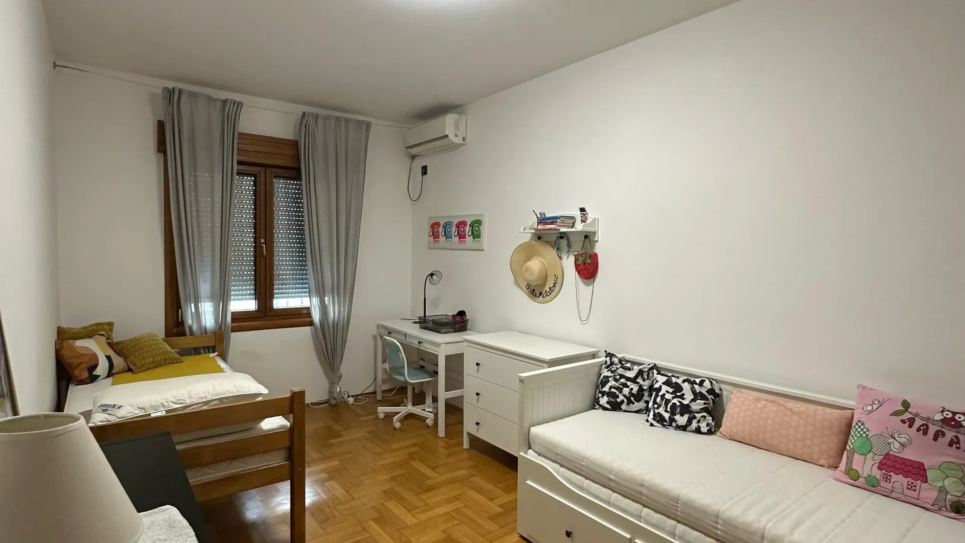 Rent, two bedroom apartment, 72m², Centar, Tivat