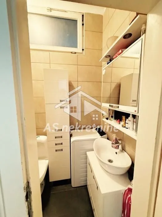 Rent, apartment, 68m², Kalenić Pijaca, Vračar Sve Podlokacije