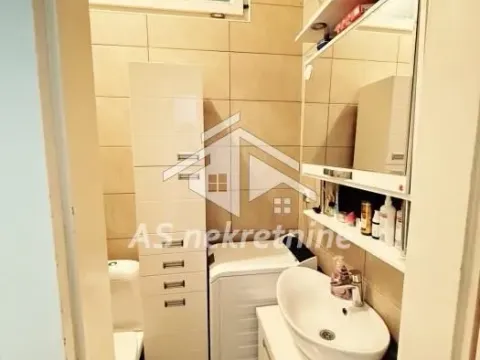 Rent, apartment, 68m², Kalenić Pijaca, Vračar Sve Podlokacije - image 16