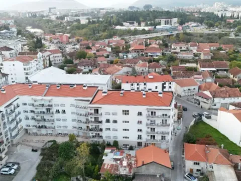 Izdavanje, jednosoban stan, 32m², Stara Varoš, Podgorica - image 8