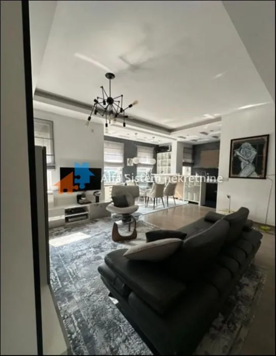 Izdavanje, dvosoban stan, 60m², Kalenić Pijaca, Vračar Sve Podlokacije