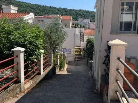 Prodaja, kuća, 117m², Bar, Crna Gora - image 2