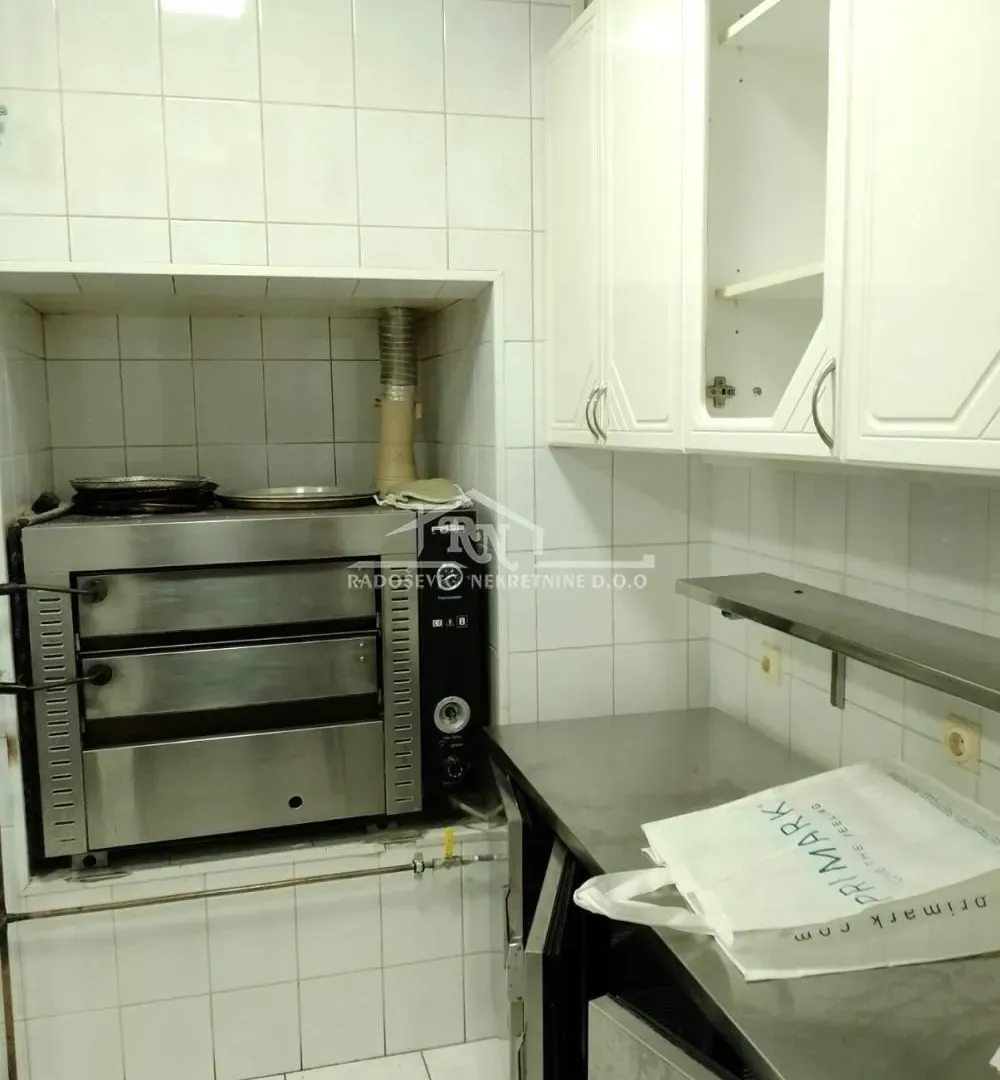 Rent, office space, 234m², Batajnica, Beograd