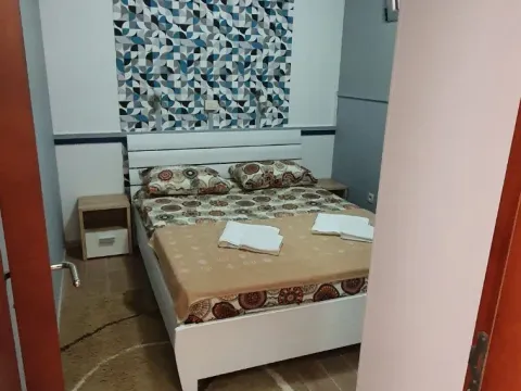 Izdavanje, jednosoban stan, 50m², Kumbor, Herceg Novi - image 6