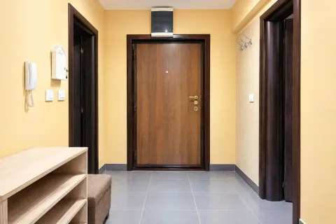 Prodaja, četvorosoban stan, 91m², Tivat, Crna Gora - image 2