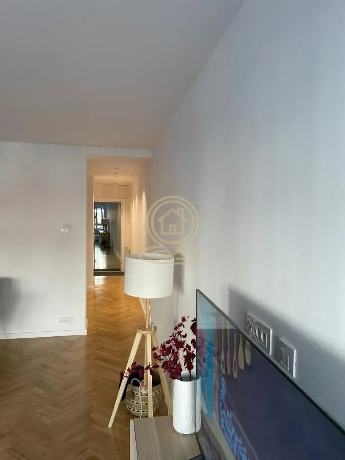 Rent, two bedroom apartment, 52m², Stari Grad, Beograd