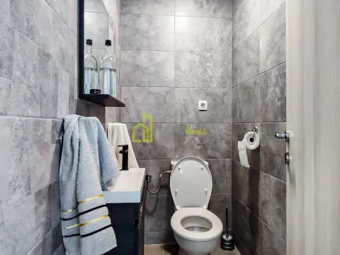 Rent, office space, 49m², Lepa Kata, Podgorica - image 2