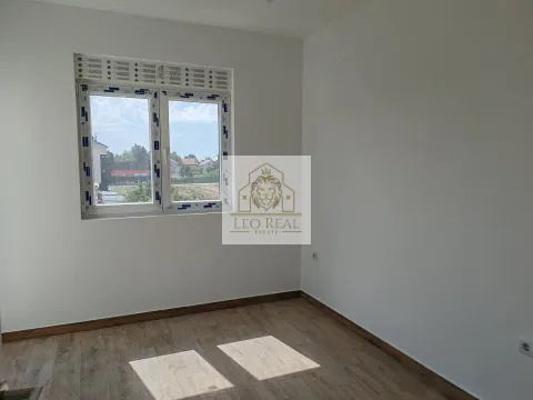 Prodaja, trosoban stan, 62m², Surčin, Beograd - image 3