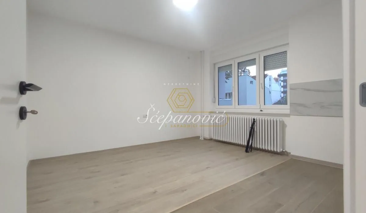 Prodaja, stan, 52m², Grbavica, Novi Sad Sve Podlokacije
