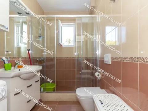 Sale, house, 187m², Igalo, Herceg Novi - image 9