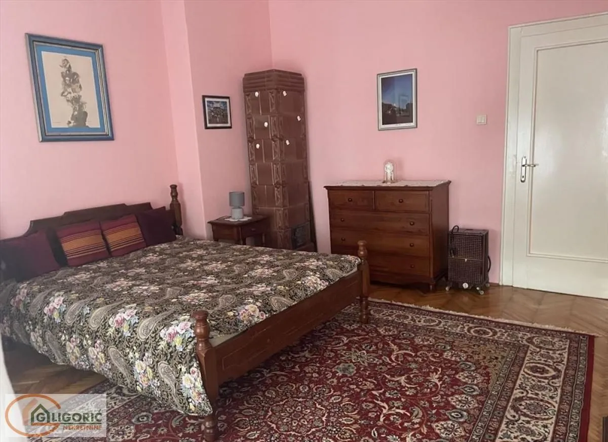 Prodaja, trosoban stan, 84m², Stari Grad, Beograd