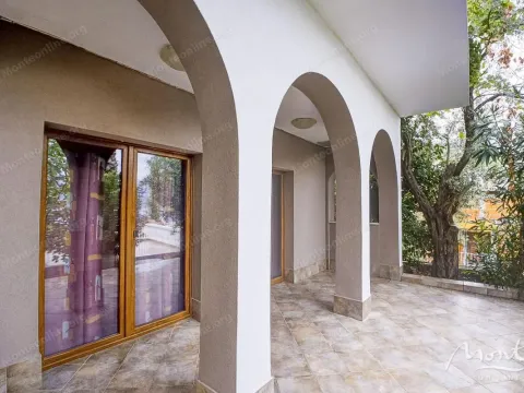 Prodaja, kuća, 162m², Bijela, Herceg Novi - image 34