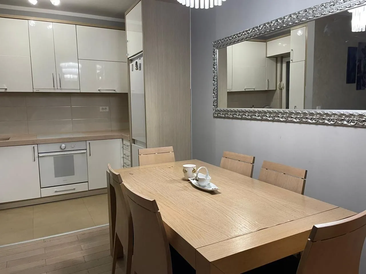 Izdavanje, dvosoban stan, 70m², Zagorič, Podgorica