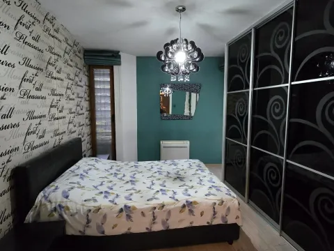 Izdavanje, trosoban stan, 140m², Preko Morače, Podgorica - image 29