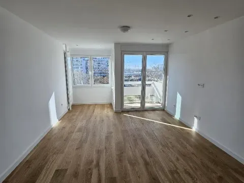 Izdavanje, trosoban stan, 85m², Novi Beograd Blok 23, Novi Beograd Sve Podlokacije - image 1