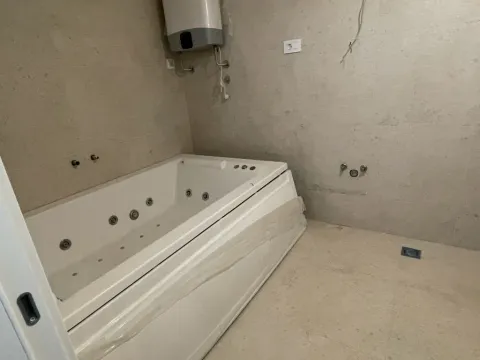 Sale, apartment, 357m², Dušanovac, Voždovac Sve Podlokacije - image 9