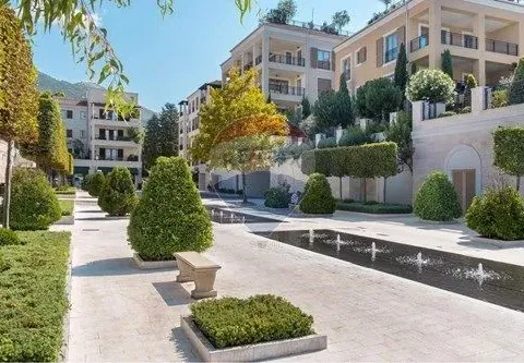 Prodaja, dvosoban stan, 118m², Porto Montenegro, Tivat - image 8