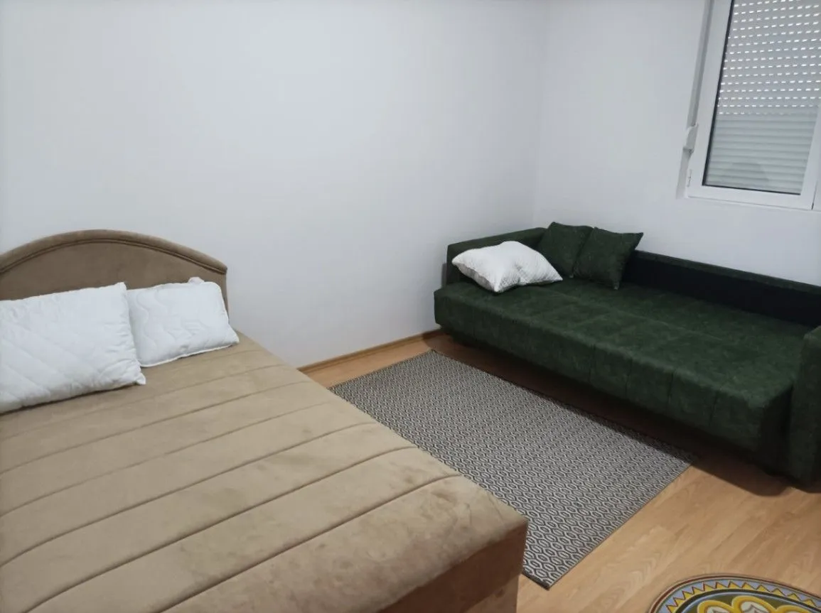 Izdavanje, jednosoban stan, 49m², Sutomore, Bar