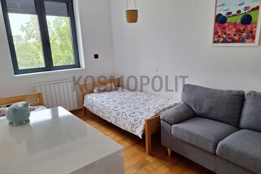 Prodaja, četvorosoban stan, 89m², Banjica, Voždovac Sve Podlokacije
