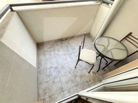 Izdavanje, jednosoban stan, 65m², Zagorič, Podgorica - image 12