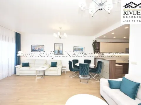 Sale, two bedroom apartment, 88m², Zelenika, Herceg Novi - image 2