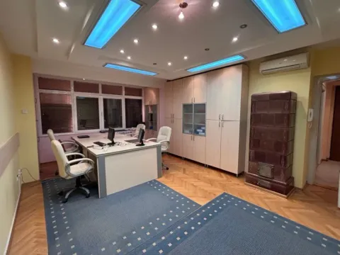 Izdavanje, poslovni prostor, 60m², Stari Grad, Beograd - image 5