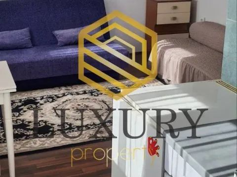 Izdavanje, garsonjera, 35m², Blok 5, Podgorica - image 2