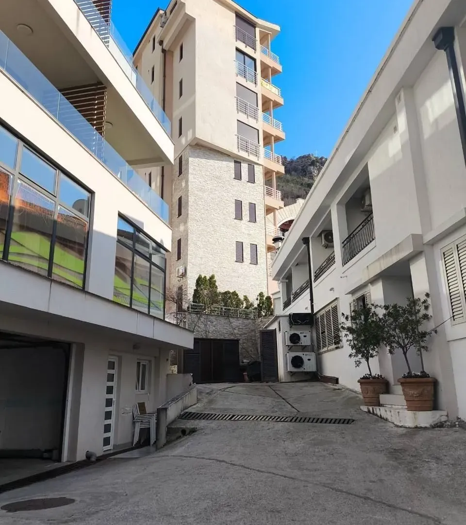 Sale, one bedroom apartment, 45m², Rafailovići, Budva