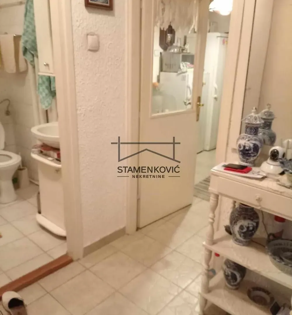 Prodaja, dvosoban stan, 53m², Podbara, Novi Sad Sve Podlokacije
