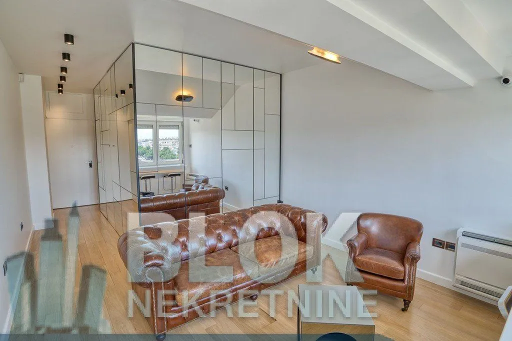 Izdavanje, dvosoban stan, 70m², Preko Morače, Podgorica