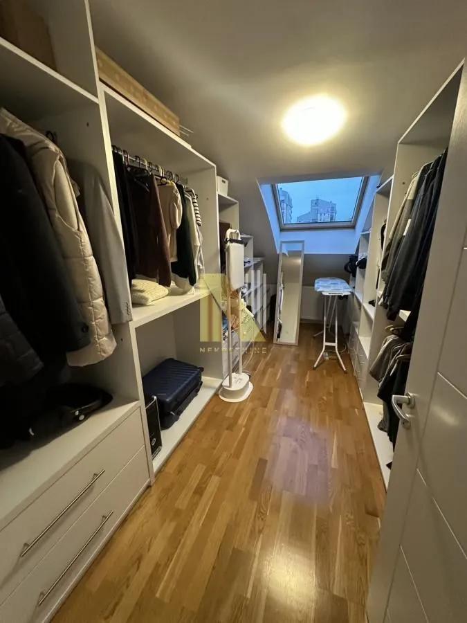 Prodaja, stan, 100m², Novo naselje, Novi Sad