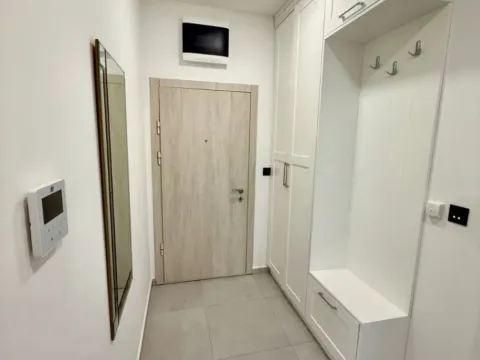 Izdavanje, jednosoban stan, 51m², Gorica C, Podgorica - image 5