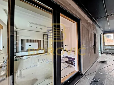 Prodaja, trosoban stan, 100m², Kluz, Zvezdara Sve Podlokacije - image 16