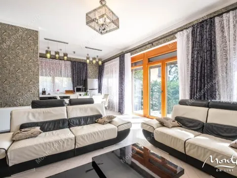 Prodaja, trosoban stan, 101m², Orahovac, Kotor - image 10