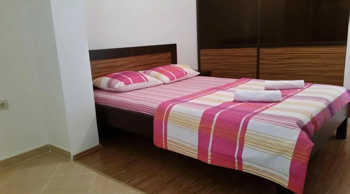 Rent, two bedroom apartment, 90m², Buljarica, Budva