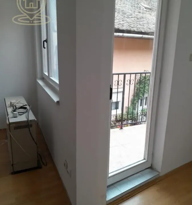 Rent, office space, 35m², Stari grad, Novi Sad