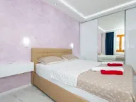 Izdavanje, dvosoban stan, 100m², Rafailovići, Budva - image 4