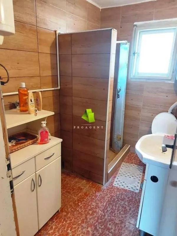Prodaja, kuća, 300m², Palilula, Niš