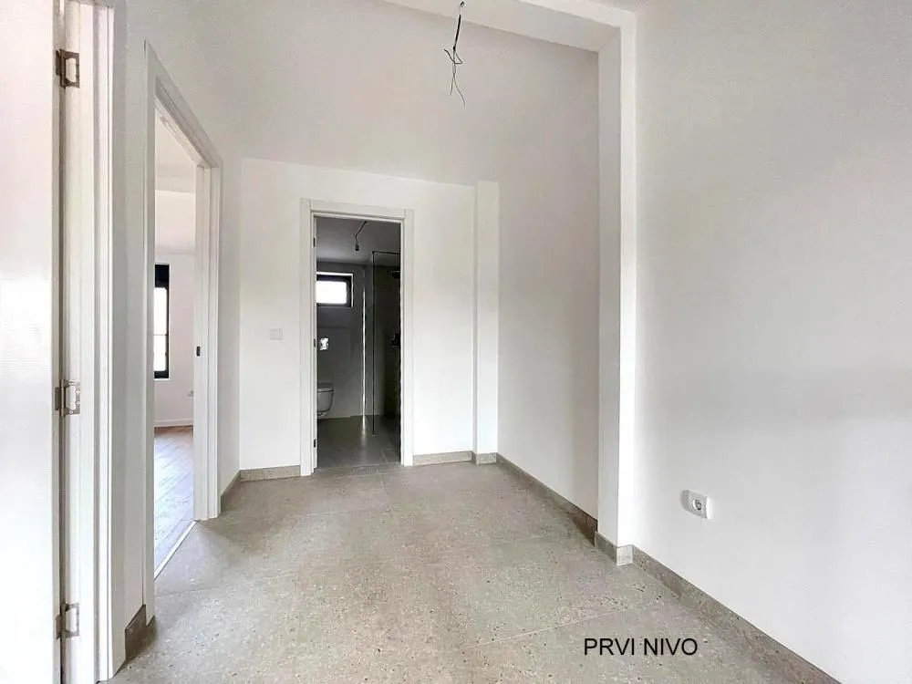 Sale, house, 233m², Čukarica, Beograd
