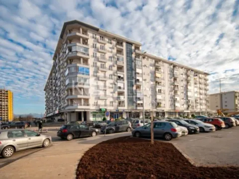 Prodaja, poslovni prostor, 67m², Zabjelo, Podgorica - image 2