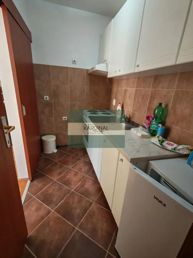 Izdavanje, jednosoban stan, 36m², Centar, Kragujevac