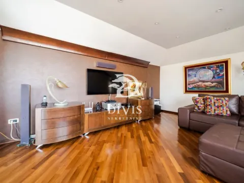 Stan in Kalenić Pijaca