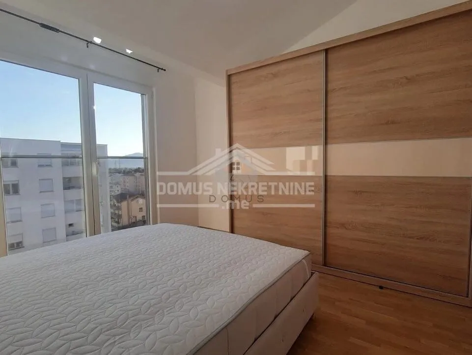 Prodaja, jednosoban stan, 45m², Blok 9, Podgorica