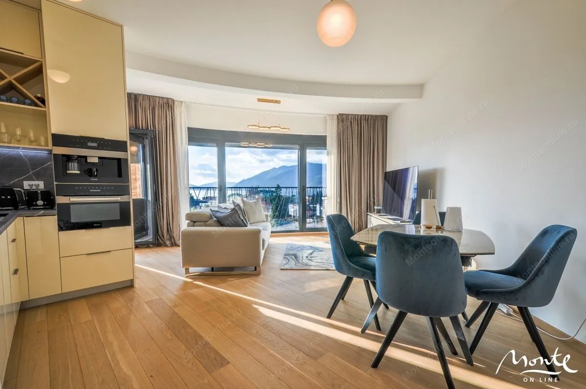 Prodaja, dvosoban stan, 73m², Tivat, Crna Gora