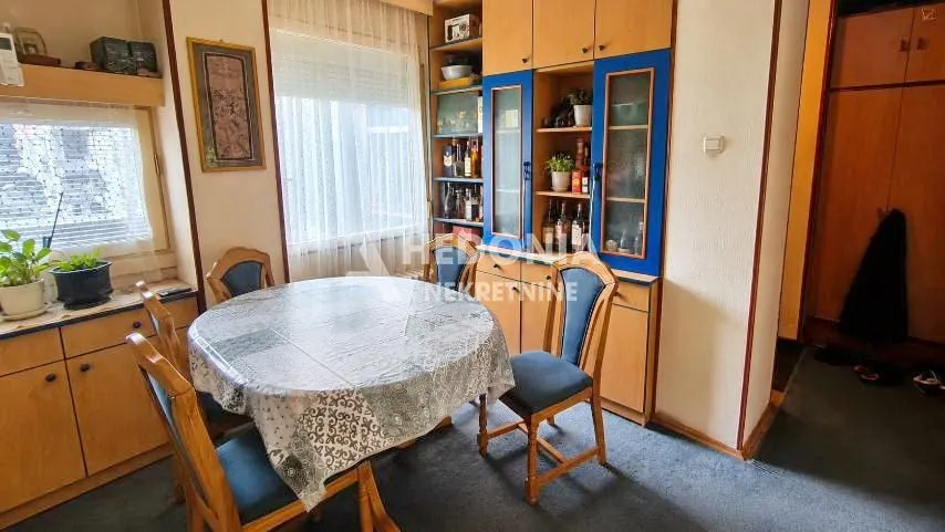 Prodaja, trosoban stan, 71m², Novi Beograd Blok 23, Novi Beograd Sve Podlokacije